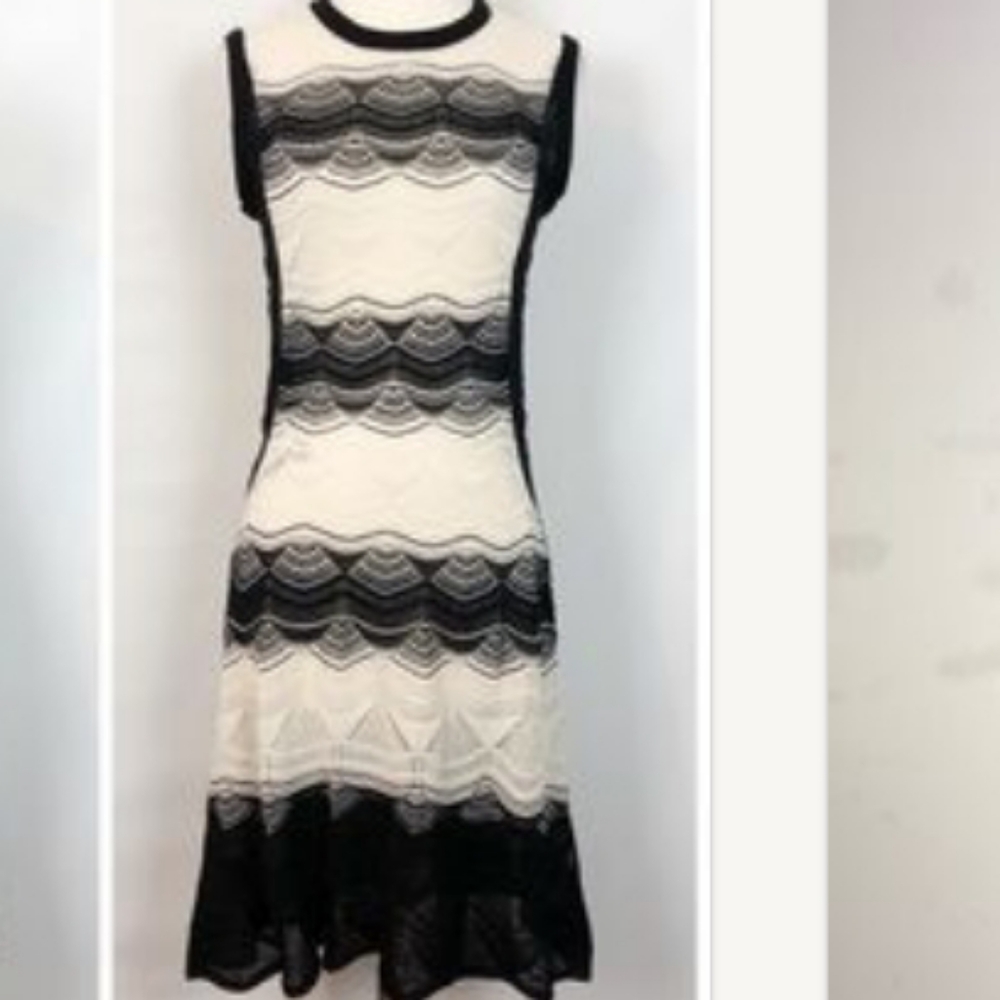MISSONI Sleeveless Knit Dress - Picture 3 of 9